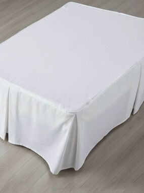 White Bed Skirt with straight corners - Threshold CAL KING